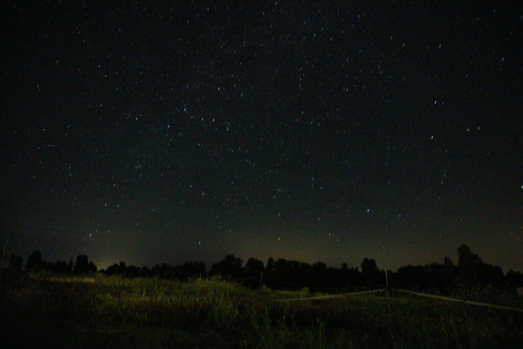 Vita-in-cammino-di-santiago-de-compostela-camminare-trekking-sentieri-italia-europa-spagna-Navarra-notte-stellata-San-Juan-de-ortega