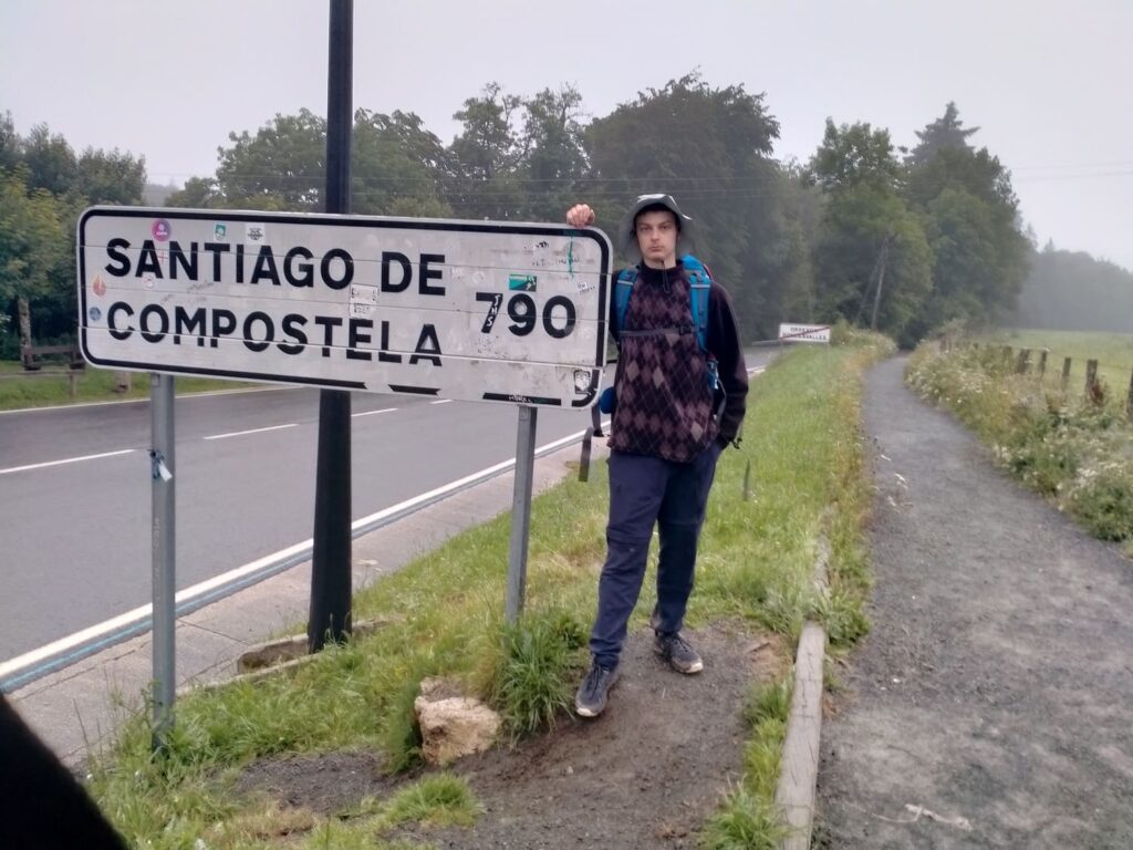 Vita-in-cammino-di-santiago-de-compostela-camminare-trekking-sentieri-italia-europa-spagna-Navarra-partenza-da-Roncisvalle